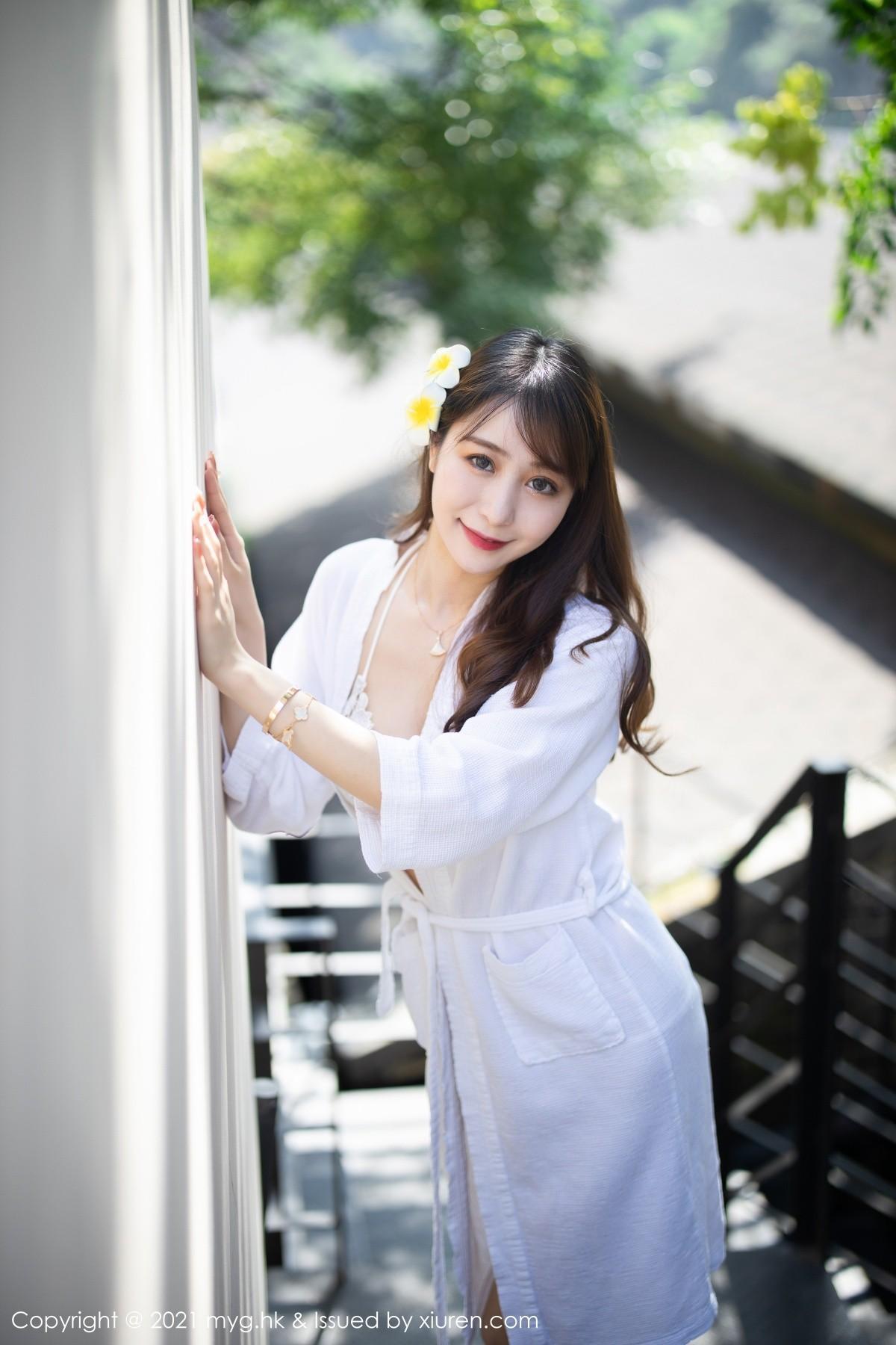 水水er长三角旅拍轻透白色镂空服饰秀丰满身材绝美写真58P 3