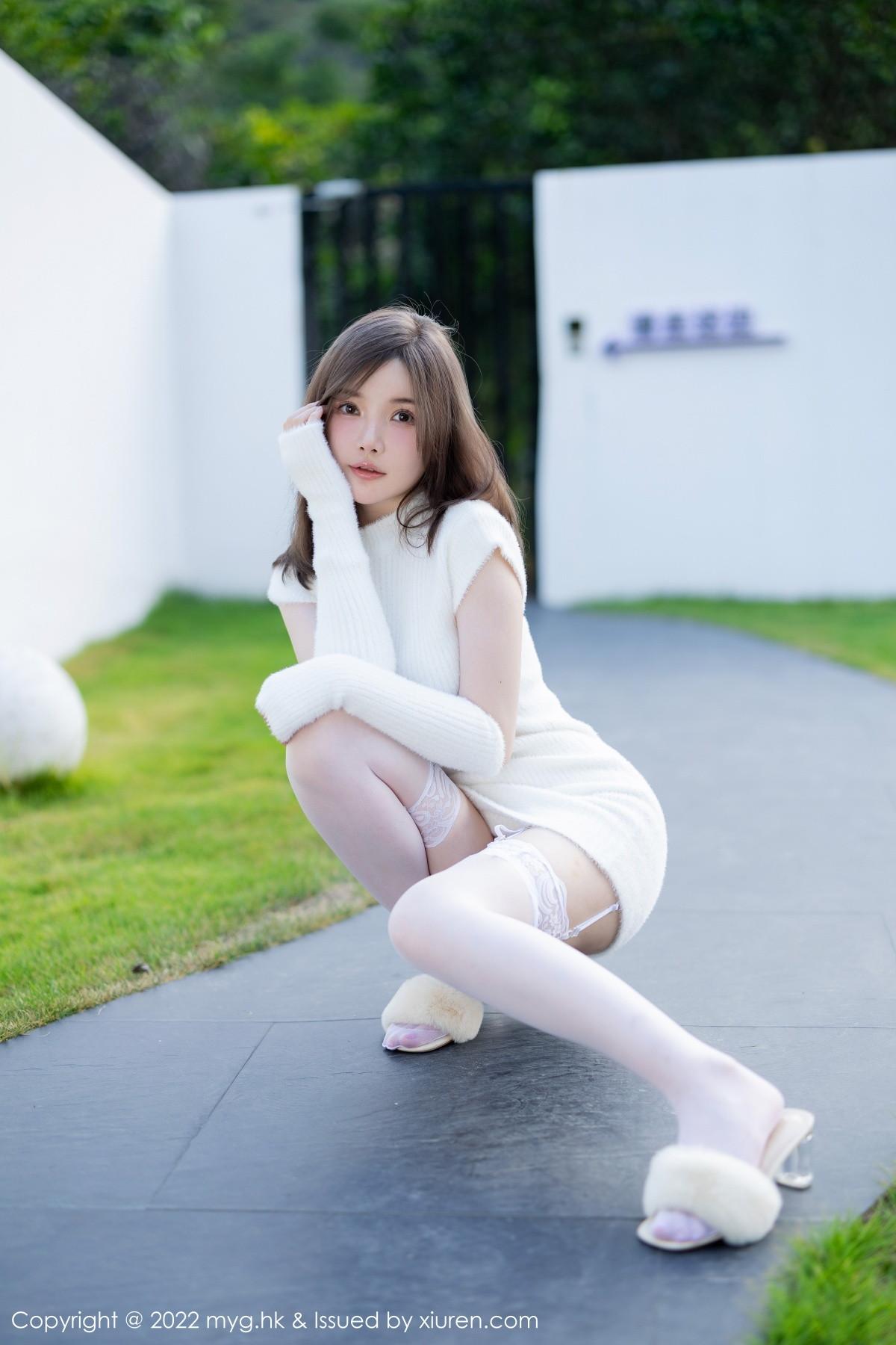 糯美子脱性感白色连衣短裙露蕾丝内衣配白丝吊袜绝美写真65P 6
