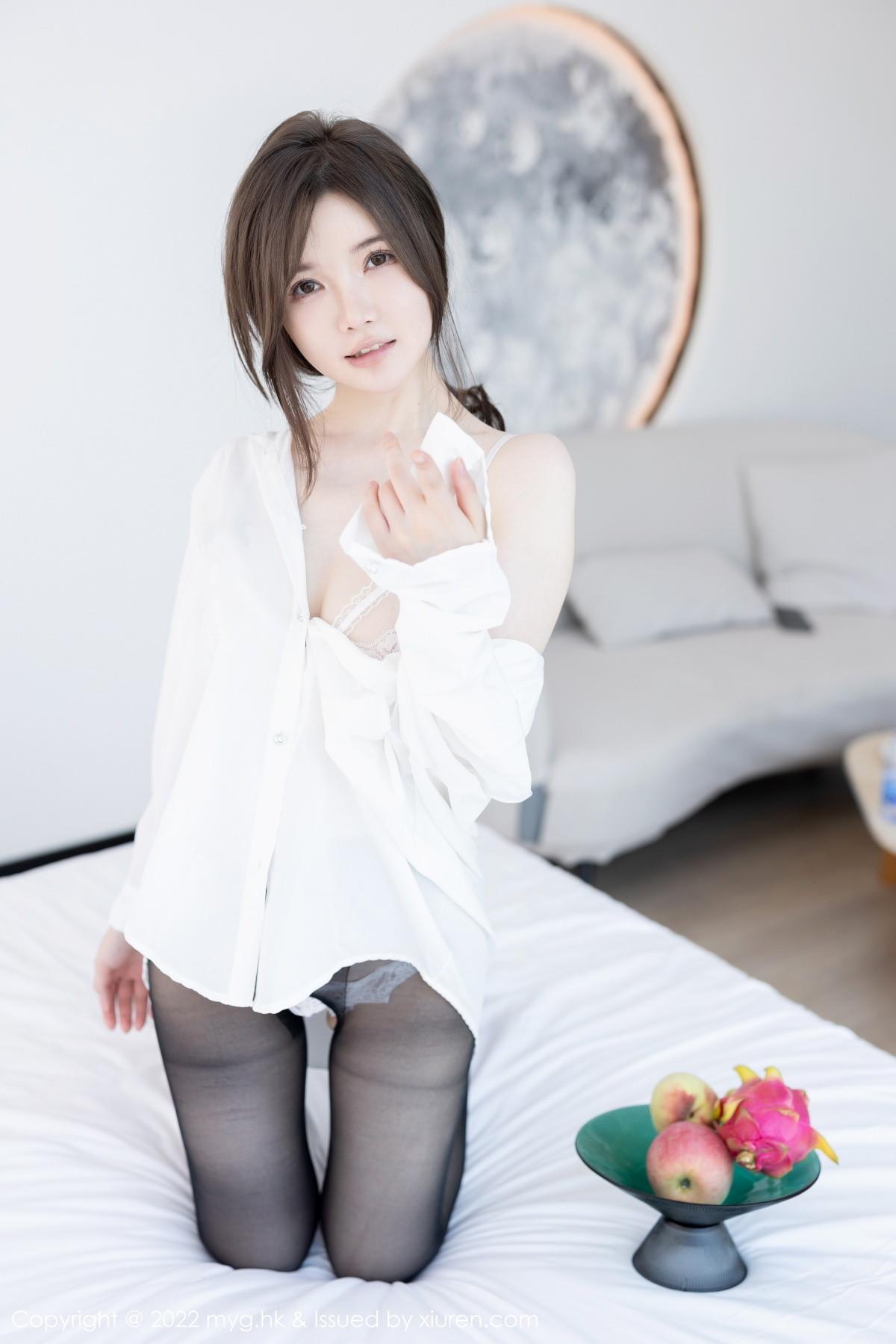 糯美子MINIbabe私房脱白纱衣露性感蕾丝内衣惹火绝美写真59P 2